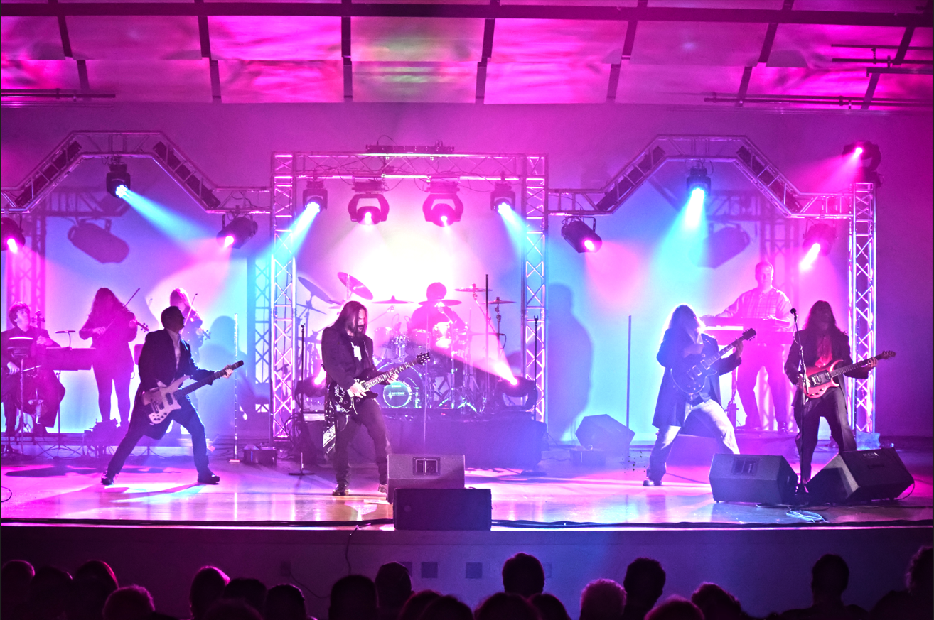 h-lounge-hollywood-casino-at-the-meadows-twelve-twenty-four-trans