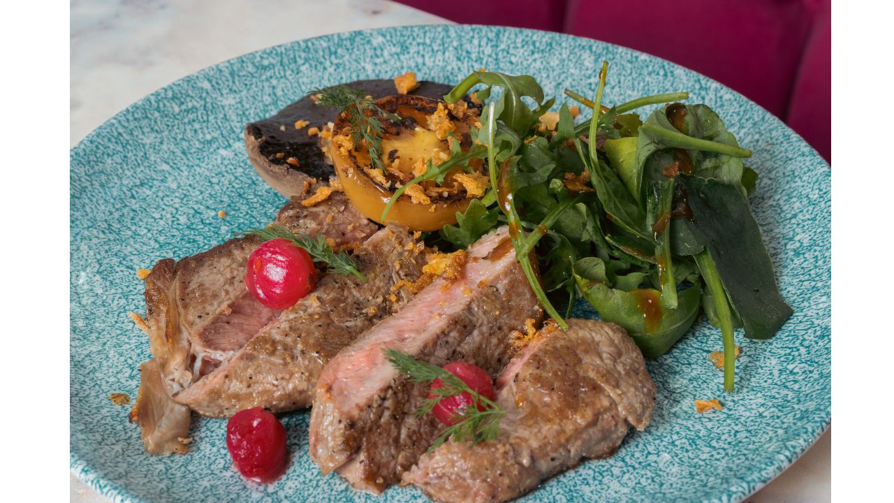 Fleur Restaurant Salsa , Steak and wine For Two Person 49.95